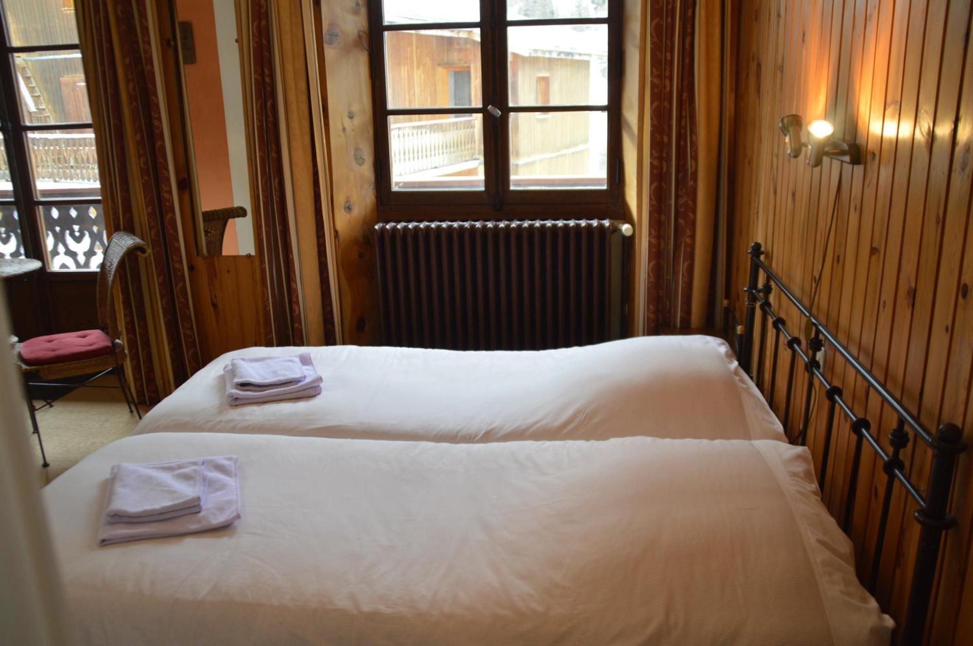 Hotel Le Genepy تينْيِ الغرفة الصورة
