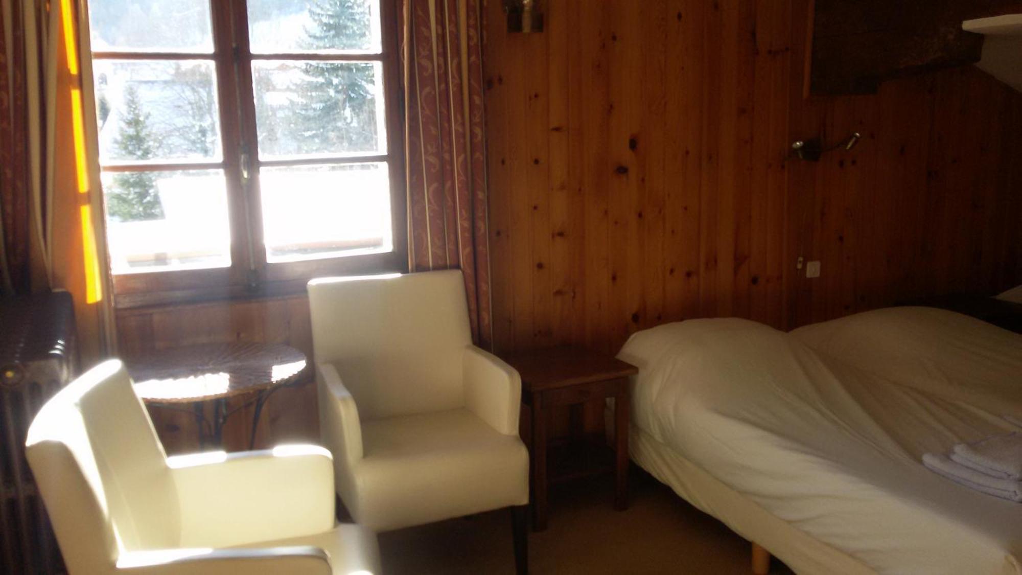 Hotel Le Genepy تينْيِ الغرفة الصورة