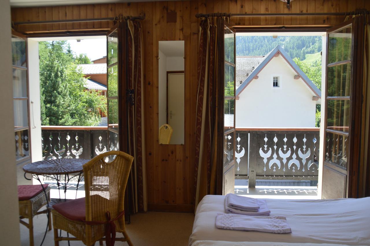 Hotel Le Genepy تينْيِ المظهر الخارجي الصورة